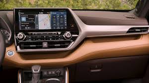 Jeff teague of torque news is showing the interior of the 2020 toyota highlander hybrid limited and provides a complete review of this new vehicle from. The All New 2020 Toyota Highlander And Highlander Hybrid Are Ready To Help Drive Your World Toyota Canada