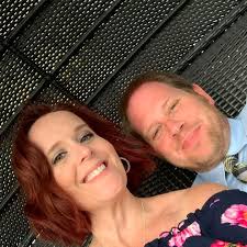 Laura Deckard (@laura.deckard1)