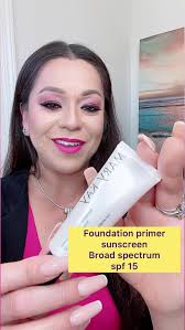 Maquillaje impecable y duradero ‼️ Obtén estos beneficios con el foundation  primer sunscreen broad spectrum Acabado matte✅ Libre de fragancias✅ Libre  de aceites ✅ Enriquecido con minerales ✅ Mejora la ...
