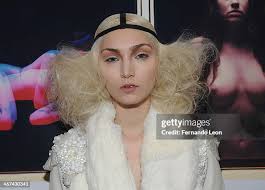 40 Picuted Stock Photos, High-Res Pictures, and Images