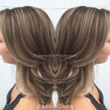 35 Hellbraun Haarfarbe Ideen Hellbraun Haar Mit Hohen Und Tiefen Haarschnitt Frisuren Haare Mit Highlights Hellbraunes Haar Aschblonde Highlights