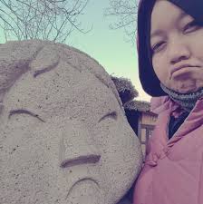 How to clean dirt caused by old story books in a bookshelf?