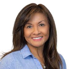 Lorna Sly, Luxury Real Estate Agent