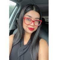 Casandra Gil's Instagram, Twitter & Facebook