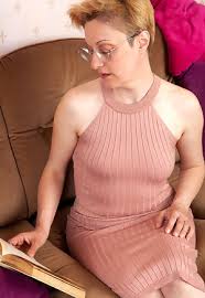 Chat with xhamsterlive girls now! Glasses Pictures Mature Porn Galleries At Spicy Older Women