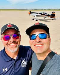 Harv's Air Invǝrted ✈