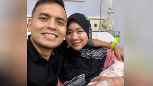 Melalui sebuah posting di instagram, nedim telah mengucapkan selamat ulang tahun pada anak lelakinya dengan ucapan yang cukup menyentuh. Isteri Pertama Nazri Aziz Nora Danish Dihentam Teruk Di Instagram Bekas Isteri Nedim Nazri Ada Sesal Yang Mengendap Dalam Hatiku Asd