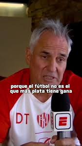 Desde Río, Nico de la Cruz le envió un saludo a Juli, la pequeña fanática  de River que lo apodó "De la crucito" y se refirió a la hinchada de  Flamengo... 📺 #