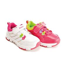 Kiz Cocuklarinin Vazgecilmez Rengi Pembeyi Sevimli Spor Ayakkabilar Ile Bulusturuyoruz Fashion Fashionable Style Stylish Ayakkabilar Shopping Sonbahar Kis