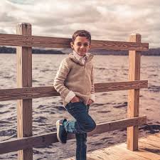 Visiting Old Forge/Inlet area? From candid shots to posed portraits, let me  turn your visit unforgettable with timeless photos to treasure. Offering  wedding photography, senior photos, family photography and engagement  photography, freeze