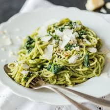 Avocado Spinat Pasta Dein Ectra Cremig Gruner Schneller Feierabend Rezept Spinat Pasta Spinat Rezepte