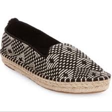 Black And White Flats Too Good Not To Share Black White Aztec Desiree Espadrilles Espadrilles Black And White Flats Black Espadrilles