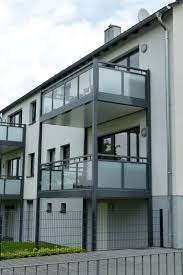 Pin Von Vanbergen Auf Anbau Und Vorstellbalkone Balkonentwurf Balkon Anbaubalkon