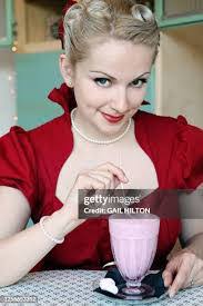 Gail Swan's Instagram, Twitter & Facebook