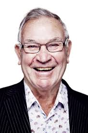 Passing of David Stradling John, Esteemed Chairman of #PontypriddMarket  Company 🏴󠁧󠁢󠁷󠁬󠁳󠁿 It is with profound sadness that the community of  Pontypridd and the wider market family mourn the passing of David Stradling