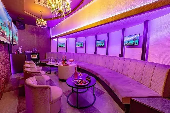 A slightly special night out at 'Premium Karaoke MODIS Shibuya'! Fully  private room plan with bar counter | Aumo - An information service about  outings in Japan