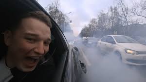 May 31, 2021 · блогер эдвард бил продал свои автомобили, чтобы компенсировать ущерб пострадавшим во время аварии с его участием в центре москвы. S Nachala Goda Pranker Edvard Bil Sovershil 566 Narushenij Pdd
