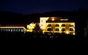 Romantic hotel with restaurant and bar/lounge. Kuschelhotel Zeman Das Kuschelhotel Im Wienerwald