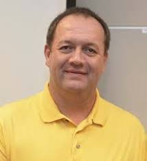 Robin Edens's Instagram, Twitter & Facebook