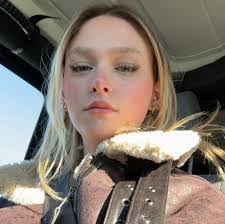 Shauna Purcell's Instagram, Twitter & Facebook