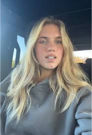 Sydney Keller's Instagram, Twitter & Facebook