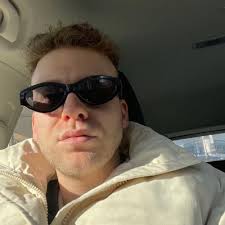 MAY WELLS (@MayWellsMusic)