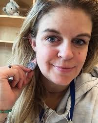 Danielle Kent's Instagram, Twitter & Facebook