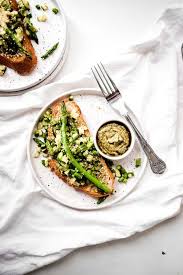 Asparagus Courgette Toast With Roasted Sesame My Vegan Minimalist Plant Based Recipes Dinner Vegan Jam Recipes Yummy Lunches