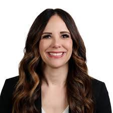 Allison Hillman's Instagram, Twitter & Facebook