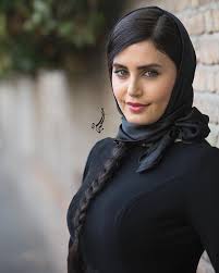 لایو فول سکسی هاشم غفاری با دختر۱۸ساله حتما ببینید. See This Instagram Photo By Elnazshakerdoost 214 1k Likes Iranian Girl Iranian Women Fashion Iranian Women