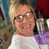 Renee Carruth's Instagram, Twitter & Facebook