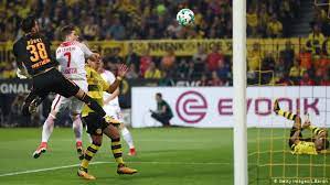 Sila refresh browser sekiranya mengalami sebarang gangguan. Borussia Dortmund Vs Rb Leipzig Live Updates Sports German Football And Major International Sports News Dw 14 10 2017