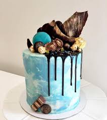 Butter icing designs for birthday cakes. Pin By Angelica Schweickert On Cake Chocolate Oreo Cake Icing Cake Design Birthday Drip Cake