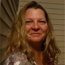 Karen Buzzell's Instagram, Twitter & Facebook