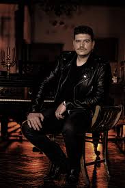 Free hanad dzehverovic i isak sabanovic splet pesama live zg 20 21 02 01 21 em 48 mp3. Isak Sabanovic O Zvezdama Granda Plasim Se Da Mi Se Slava Ne Obije O Glavu Express