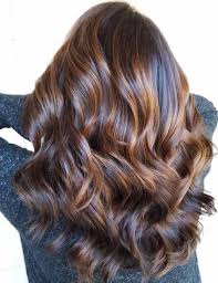 Adding a hair glaze to your regular salon service provides a conditioning treatment to dull, damaged hair. Hair Glaze Vs Hair Gloss Which Treatment Is Best For Dull Hair