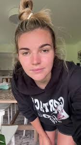 Raquel Randall's Instagram, Twitter & Facebook