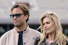 Oakley encoder sport zonnebril zwart met prizm black lens. De Ondernemer Bas Smit Is Liever Ondernemer Dan Tv Presentator