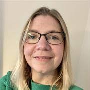 Sarah Richardson's Instagram, Twitter & Facebook