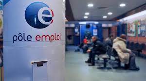 Des scénarios issus des activités d'un/une conseiller/ère vous sont présentés : Installe Aux Etats Unis Il Touchait Une Allocation Chomage De Pole Emploi