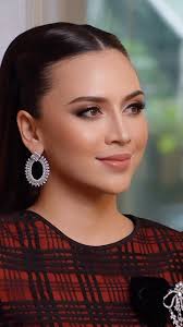 DIANA DANIELLE ✨ @dianadanielleb , Makeup by #SheilaM #SheilaMMakeup, Hair  by @hairbylala.8 , Style by @xeliciousxass , Baju Raya by  @rrbyrizmanruzaini , Flawless glam with a soft, elegant touch! A ...