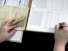 Ele pot să se pensioneze cu 3 ani înainte de vârsta standard (din 1 iulie 2020, aceasta constituie 56 de ani). Se SchimbÄ Varsta De Pensionare Iohannis A Promulgat Legea Cine Iese La Pensie Cu 13 Ani Mai Devreme Capital