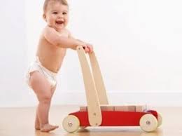 Faktor traumatik penyebab anak lambat berjalan juga bisa karena anak mengalami trauma, namun berikut beberapa tips agar anak cepat berjalan yang bisa dilakukan orangtua. Terapi Pijat Refleksi Untuk Anak Lambat Berjalan