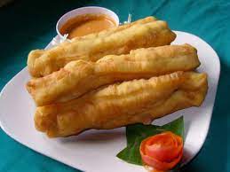 Memiliki bentuk panjang dan besar, dengan rasa yang gurih. Cara Membuat Cakwe Tanpa Ragi Yang Enak Dan Mudah