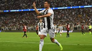 Leaders de la 5e à la 21e journée, les hommes de stefano pioli le milan ac est dans l'obligation de prendre des points. Ronaldo Kopft Juventus Turin Zum Sieg Im Supercoppa Gegen Den Ac Mailand Eurosport
