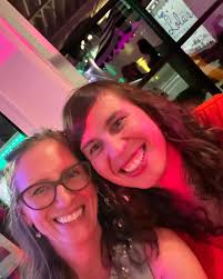 Carrie Neumann (@neumanncarrie) • Instagram photos and videos