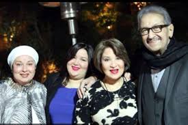 نور الشريف و زوجته بوسي وأختها نورا و ابنتها Actors Actresses Celebrities Actors