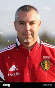 Kris sotto immagini e fotografie stock ad alta risoluzione