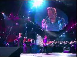 Ce vendredi sort un album hommage à johnny hallyday. Johnny Hallyday Que Je T 39 Aime Youtube Me Me Me Song Songs Johnny