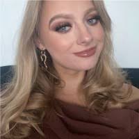 Molly Burrows's Instagram, Twitter & Facebook